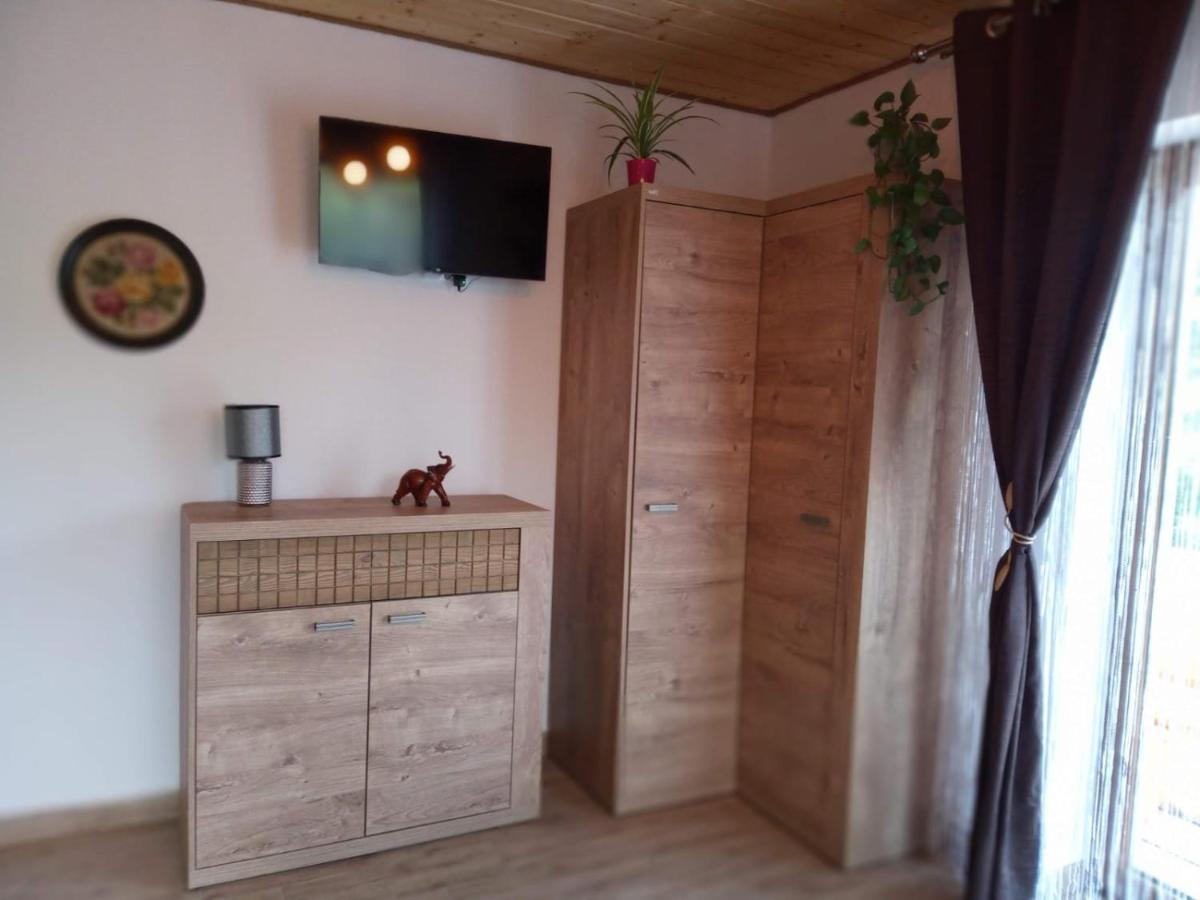 Domki W Bieszczadzkiej Dolinie Устшики Долне Екстериор снимка